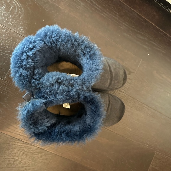 UGG boots - Picture 2 of 6